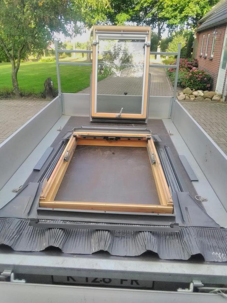 velux dakraam, Doe-het-zelf en Verbouw, Glas en Ramen, Gebruikt, Dakraam, 80 tot 120 cm, Minder dan 80 cm, Dubbelglas, Ophalen