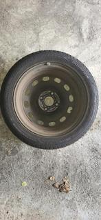 Winterbanden set 4 stuks (Ford Fiesta 1.0 EcoBoost 2014), Auto-onderdelen, Banden en Velgen, Ophalen, Gebruikt, 15 inch, Banden en Velgen