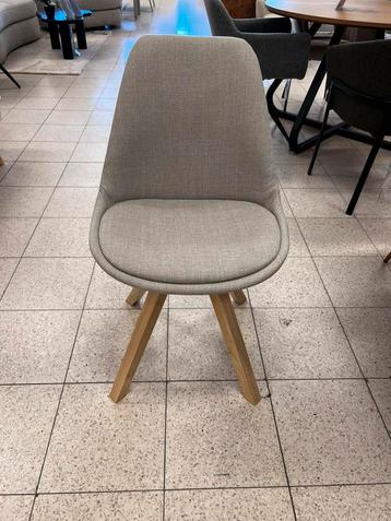 Eetkamerstoel Senja  beschikbaar voor biedingen