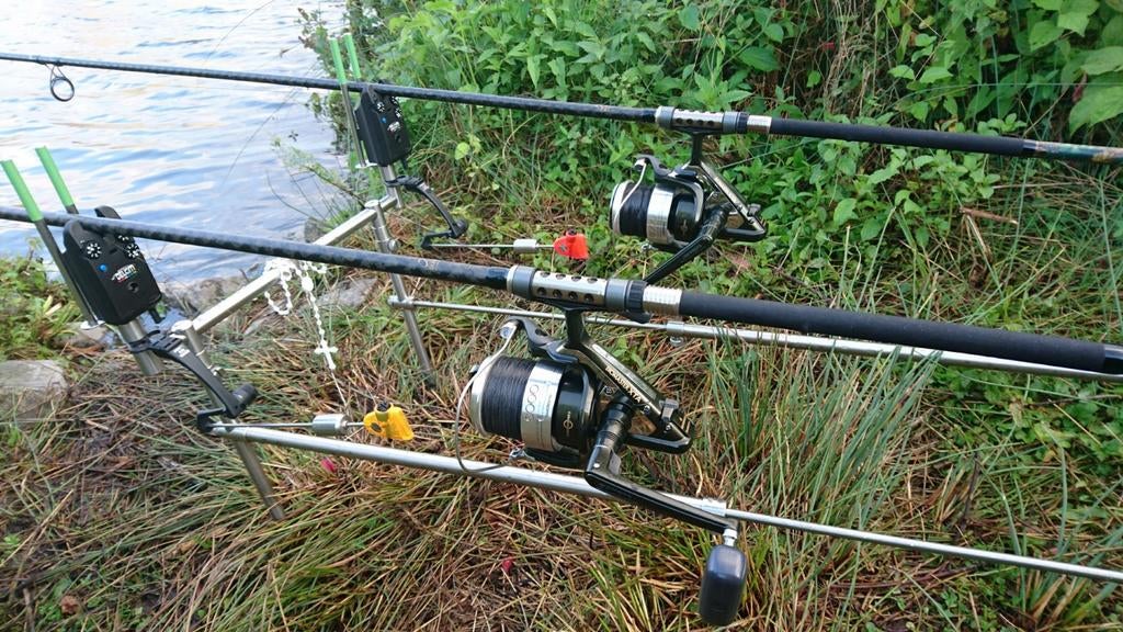 Te koop in perfect onderhouden staat geen beschadigingen. 3, Watersport en Boten, Hengelsport | Karpervissen, Ophalen of Verzenden