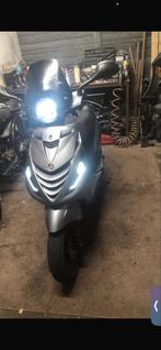 Piaggio Zip 4T Brom, Fietsen en Brommers, Scooters | Yamaha, Gebruikt, Overige modellen, Maximaal 45 km/u, Ophalen of Verzenden