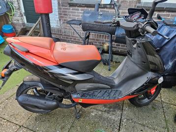 Aprilia sr50 piaggio beschikbaar voor biedingen