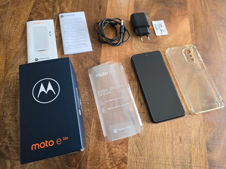 Motorola Moto E32s Grijs Mobiele Telefoon, Telecommunicatie, Mobiele telefoons | Motorola, Gebruikt, Zonder abonnement, Zonder simlock