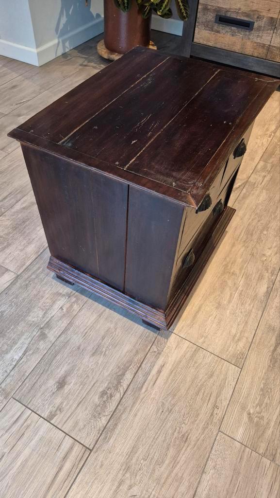 Koloniaal Kastje / Bijzettafel, Huis en Inrichting, Tafels | Salontafels, Gebruikt, Rechthoekig, Overige houtsoorten, Ophalen