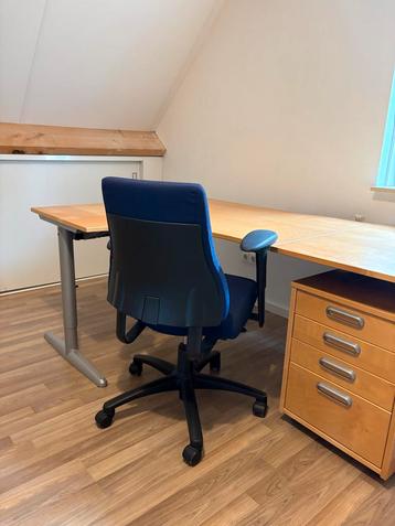 Blauwe Bureaustoel - Comfortabel & Stijlvol beschikbaar voor biedingen