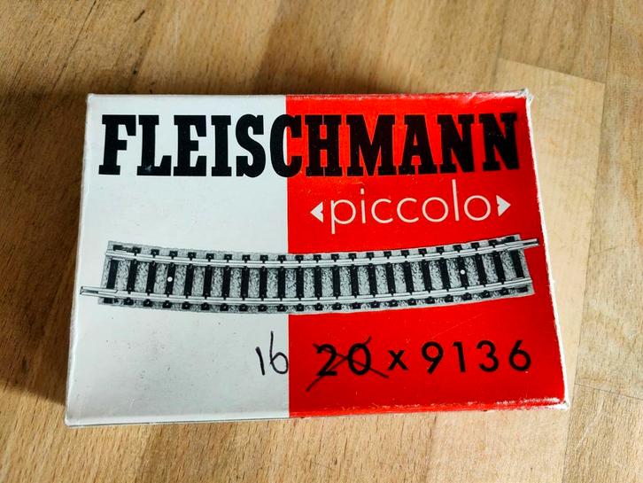 Fleischmann Piccolo Rails 16x 9136, Hobby en Vrije tijd, Modeltreinen | H0, Gebruikt, Rails, Gelijkstroom of Wisselstroom, Fleischmann