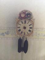 Schwarzwalder klokje met houten binnenwerk en kleurig front, Antiek en Kunst, Antiek | Klokken, Ophalen of Verzenden