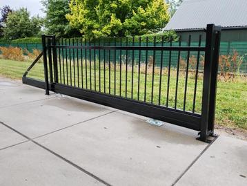 Nieuwe (Elektrische) Vrijdragende Schuifpoort Zwart 400x150 beschikbaar voor biedingen