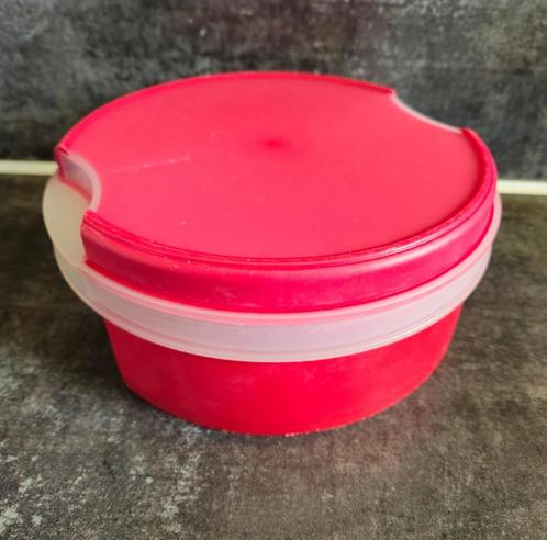Tupperware vensterdoos koektrommel Rood, Huis en Inrichting, Keuken | Tupperware, Zo goed als nieuw, Bus of Trommel, Rood, Ophalen of Verzenden