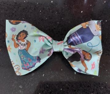nieuw- haarstrik Encanto / Mirabelle beschikbaar voor biedingen