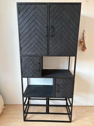 Industriële Vakkenkast Mangohout Visgraat Zwart