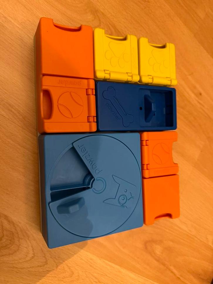 Diverse honden puzzels ivm dubbel in bezit, Dieren en Toebehoren, Hondenspeelgoed, Zo goed als nieuw, Intelligentiespeelgoed, Ophalen of Verzenden