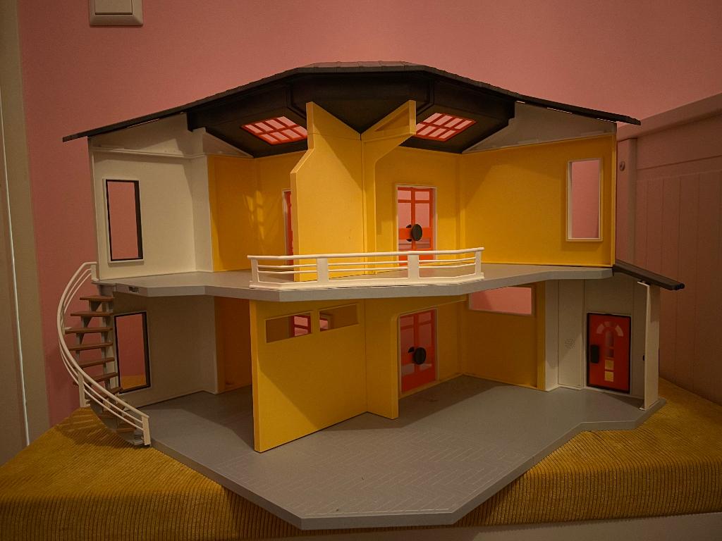 Playmobil modern woonhuis, Ophalen, Zo goed als nieuw