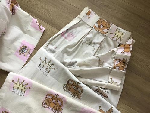 Twee Lieve Prinsessen Gordijnen met Verstelbare Haken.Zgan., Huis en Inrichting, Stoffering | Gordijnen en Lamellen, Zo goed als nieuw