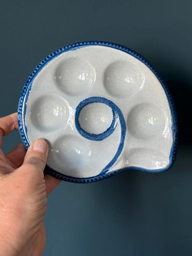 St. Clement set van 4 slakkenbordjes met bijpassende schaal, Huis en Inrichting, Keuken | Servies, Schaal of Schalen, Overige stijlen