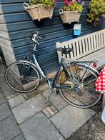 2 Damesfietsen Batavus & Altra - Opknappers, Fietsen en Brommers, Fietsen | Dames | Damesfietsen, Versnellingen, Batavus, Ophalen of Verzenden