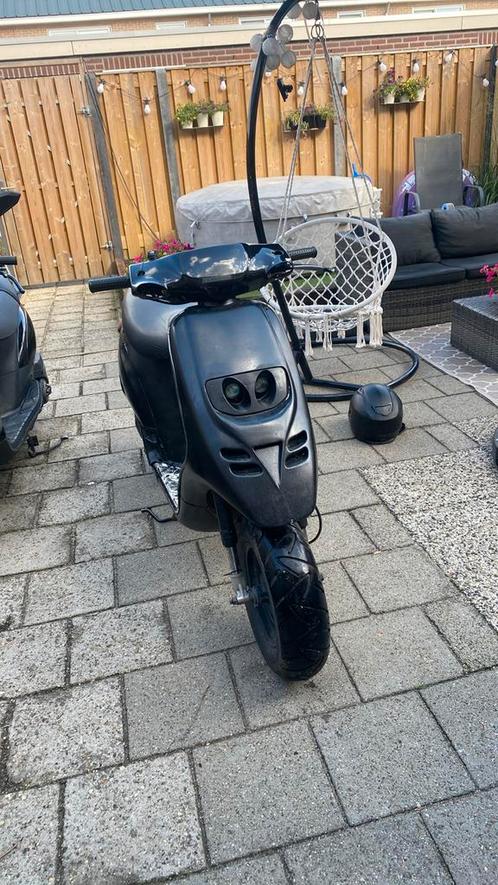 Typhoon 70cc duits, Fietsen en Brommers, Scooters | Piaggio, Gebruikt, Maximaal 45 km/u, Tweetakt, Ophalen