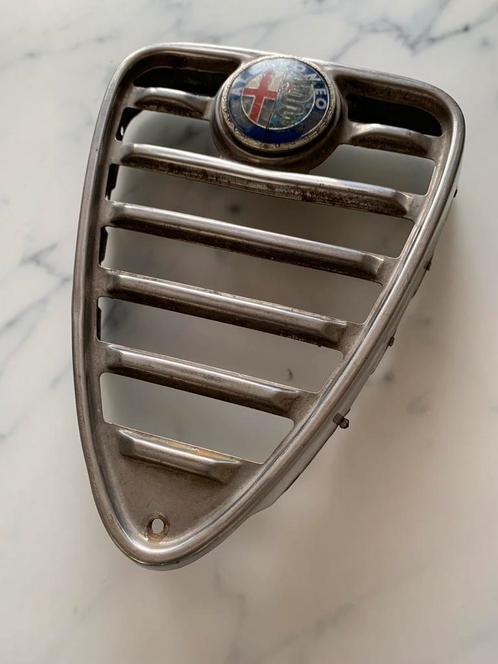 Grille hartje Alfa Romeo Giulia Super GTA replica, Auto-onderdelen, Carrosserie en Plaatwerk, Bumper, Alfa Romeo, Voor, Gebruikt