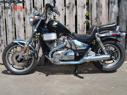 HONDA VT 700 C SHADOW (bj 1986), Motoren, Motoren | Honda, Overig, 2 cilinders