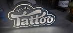 Grote Tattoo Lichtreclame - Eyecatcher!, Ophalen of Verzenden, Nieuw, Lichtbak of (neon) lamp