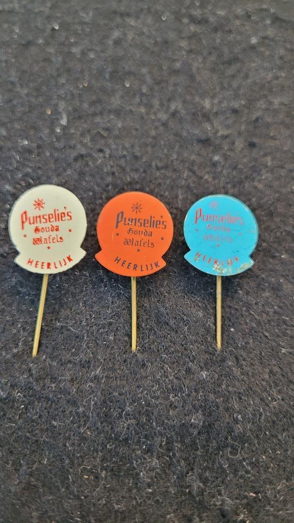 Punselie wafels Gouda speldjes, Verzamelen, Speldjes, Pins en Buttons, Zo goed als nieuw, Speldje of Pin, Merk, Verzenden