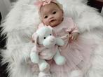 Reborn meisjespop Monika 52 cm. Van Pinglau., Verzamelen, Ophalen of Verzenden, Zo goed als nieuw, Babypop, Levensecht of Reborn