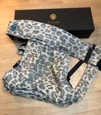 Artipoppe Zeitgeist leopard light grey baby draagzak, Kinderen en Baby's, Babydragers en Draagdoeken, Overige merken, Buik of Rug