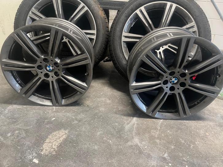 Te koop: 4 originele BMW X5 velgen (bouwjaar 2021), Auto-onderdelen, Banden en Velgen, Band(en), Zomerbanden, 20 inch, 275 mm