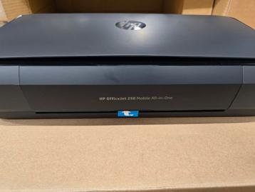HP OfficeJet Mobile 250 Draadloos All-in-One Kleur Printer beschikbaar voor biedingen