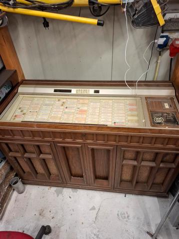 Jukebox Ami beschikbaar voor biedingen