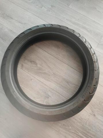 Pirelli Angel 120/70-ZR17 beschikbaar voor biedingen