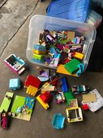 Flinke doos lego , setjes en veel klein spul, Ophalen of Verzenden, Zo goed als nieuw, Lego