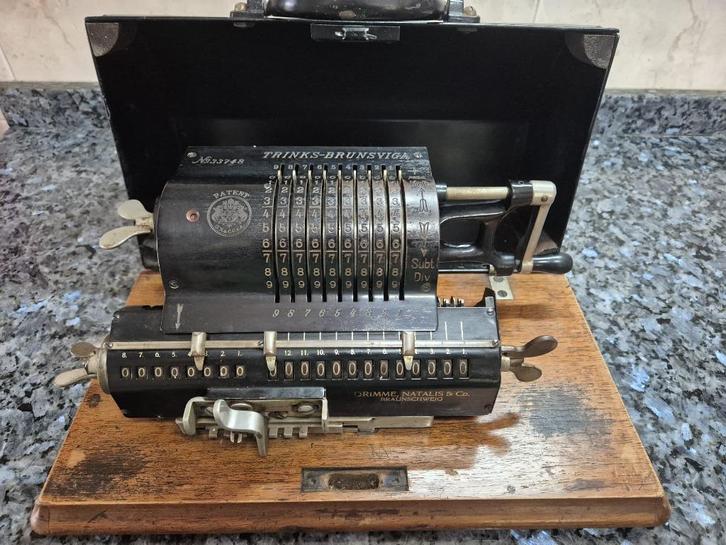 Antieke Rekenmachine Trinks Brunsviga 1920, Antiek en Kunst, Antiek | Kantoor en Zakelijk, Verzenden