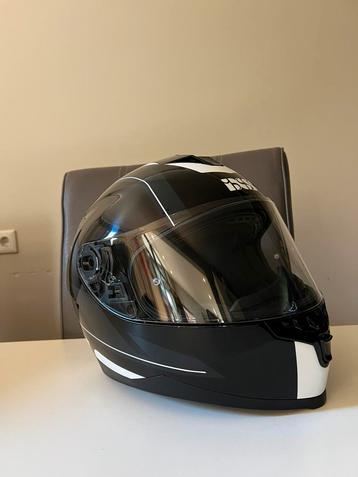 zgn. IXS helm maat xs - zonnevisier beschikbaar voor biedingen
