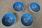 Nieuwstaat 4 stuks kleine blauw/witte kommetjes, Ophalen, Zo goed als nieuw, Kom(men), Overige stijlen