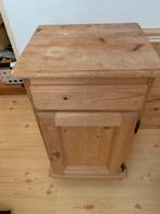 Nachtkastje, Huis en Inrichting, Slaapkamer | Nachtkastjes, Ophalen, Gebruikt, Hout, Minder dan 45 cm