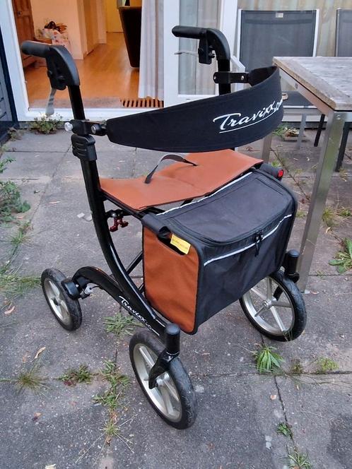 Rollator Travixx Traveller maat M - ZGAN, Diversen, Rollators, Zo goed als nieuw, Lichtgewicht, Opvouwbaar, Ophalen