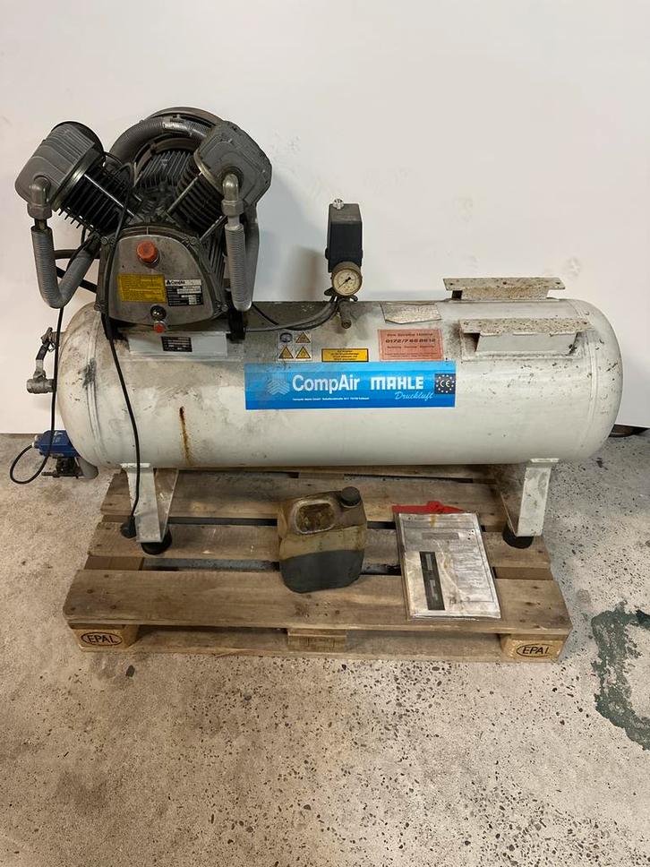 Mahle Druckluft Compressor - 150 Liter Tank, Doe-het-zelf en Verbouw, Compressors, Gebruikt, 10 bar of meer, 100 liter of meer