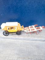 Majorette koets met paarden 1/80 Vintage, Gebruikt, 1:50 of kleiner, Overige typen, Ophalen