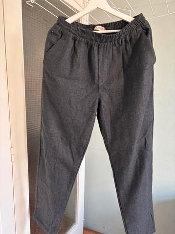 Revolution baggy broek beschikbaar voor biedingen