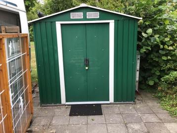 Tuinschuurtje beschikbaar voor biedingen