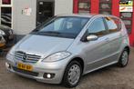 Mercedes-Benz A-klasse 170 Elegance AUTOMAAT , LEDER ., Auto's, Stoelverwarming, 15 km/l, Gebruikt, 4 cilinders