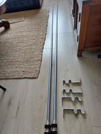 2 uitschuifbare gordijnroedes 115-220 cm. Met  ophangbeugels, Ophalen, Gebruikt, Overige kleuren, 200 cm of meer