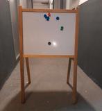 Leuke schoolbord. Geschikt voor kinderen., Ophalen, Zo goed als nieuw, Krijtbord
