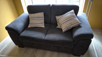 Grijs antraciet stoffe 2-zitsbank