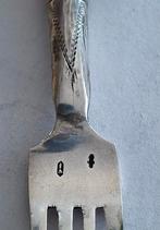 Vorkje van oud zilver ...apart model., Antiek en Kunst, Antiek | Goud en Zilver, Ophalen of Verzenden, Zilver
