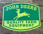 JOHN DEERE - sign kunststof reclamebord  32  25 cm, Ophalen of Verzenden, Zo goed als nieuw, Auto's