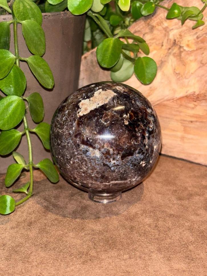 Zwarte Opaal bol, Verzamelen, Mineralen en Fossielen, Mineraal, Ophalen of Verzenden