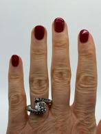 A706 Prachtige zilveren ring heldere steen maat 21, 20 of groter, Ophalen of Verzenden, X, Dame