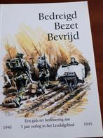 boekje bedreigd bezet bevrijd leudal 40-45, Ophalen of Verzenden, Tweede Wereldoorlog, Zo goed als nieuw, Overige onderwerpen